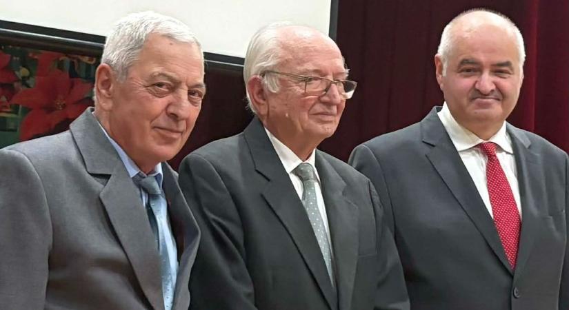 Díszpolgári címet vehetett át a mátraaljai lignitbányászat nagy alakja