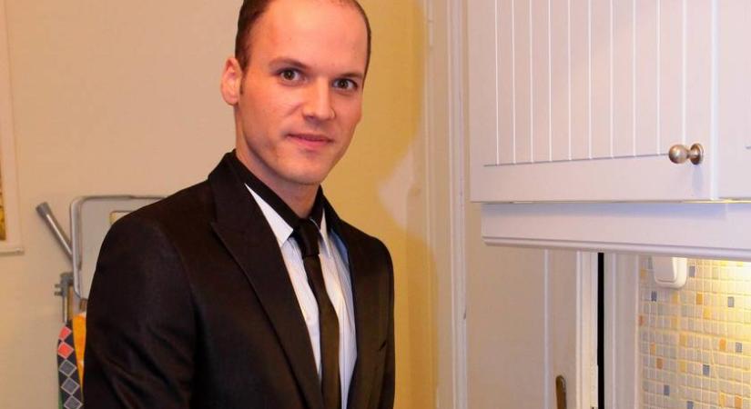 Vásáry André a Csillag Születikben vs. ma: hajjal, izmosan és bajusszal új pasi lett