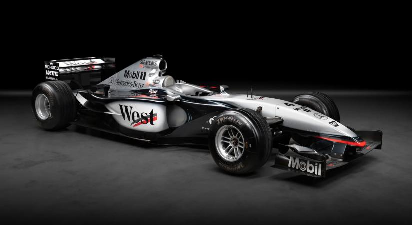 Kalapács alá kerül Räikkönen és Coulthard 2002-es McLarenje: akár 1,4 millió eurót is érhet
