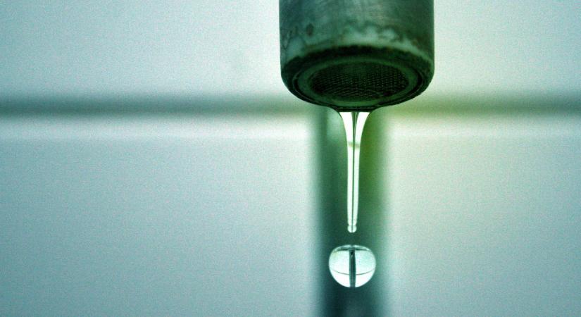 Szenteste is víz nélkül maradt sok család