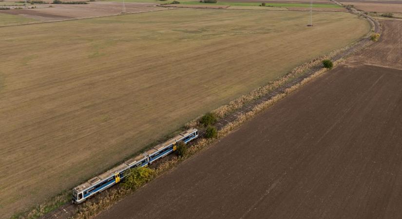 Bombariadó volt hajnalban két Ukrajnából Magyarországra tartó vonaton