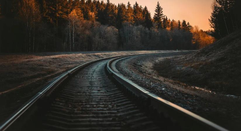 Rémisztő, Magyarországra tartó vonatokon volt bombariadó