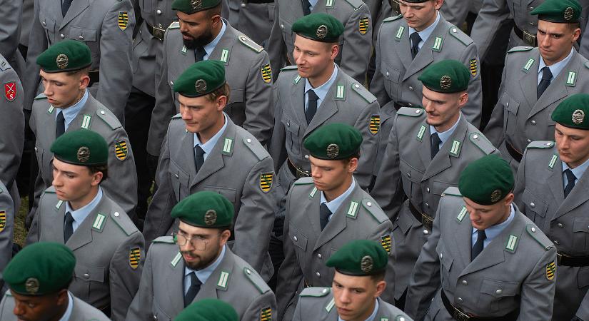 Egyetlen mulasztás elegendő: pénzbírság vagy akár rendőri elhurcolás vár azokra a fiatalokra, akik ezt nem teszik meg