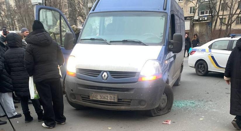 Dnyipróban egy férfi megkéselt két toborzó katonát