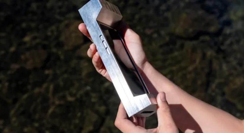 Őrült ötlet, de működik: annyira idegesítően nehéz lett felemelni a telefont, hogy így csökkenthető az okostelefon-függőség