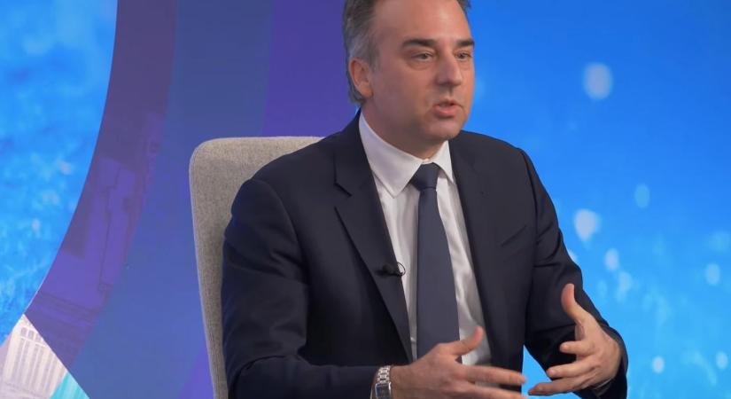 David Pressman: A magyar politikusok nagyon ravasznak hiszik magukat, kár, hogy ravasznak lenniük elég könnyű abban az országban