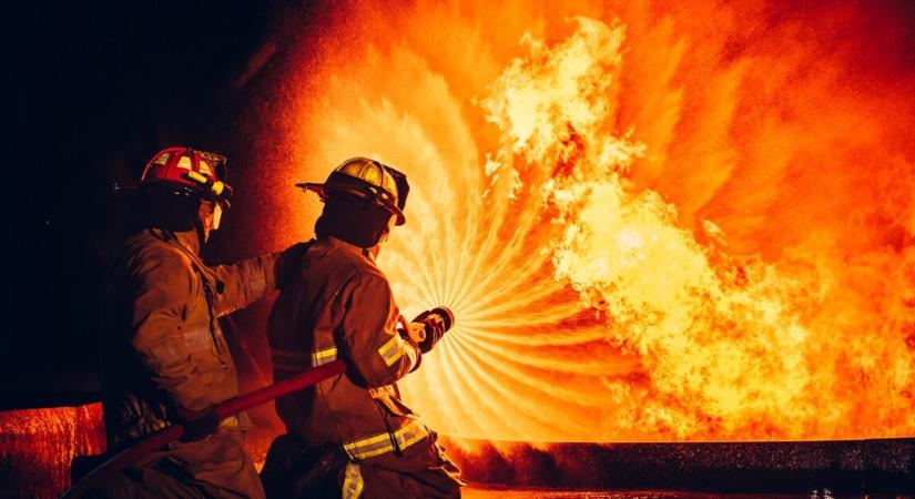 Tragikus tűzeset történt – három kisgyermek életét vesztette