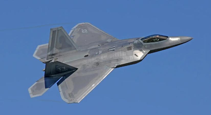 Légtérsértés a Balti-tengernél: vadászgépek riasztása, titokzatos légi mozgások az ünnepek alatt