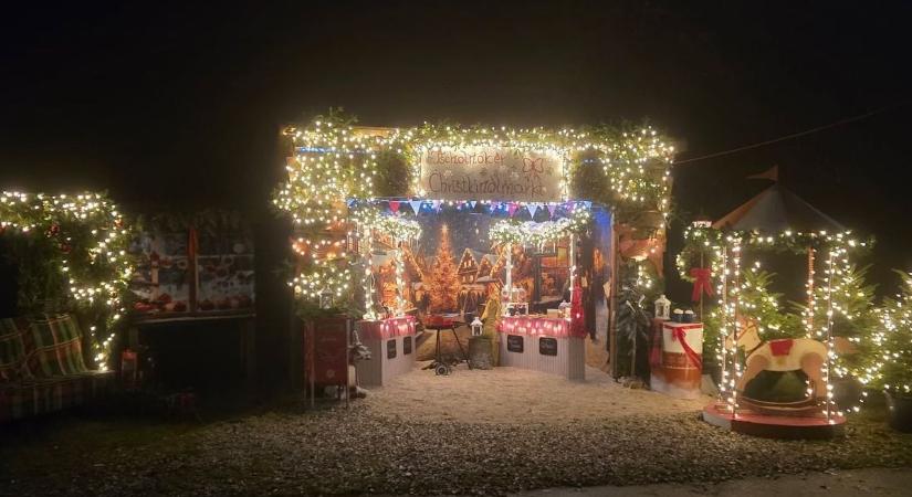 Karácsonyi mesevilág lett a bájos bányászfaluból  videók