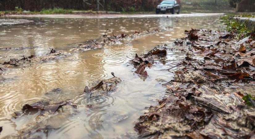 Karácsony fény nélkül: borult, nyirkos nap köszönt Pécsre