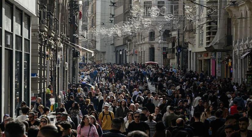 Törökország 115 gyanúsítottat tartóztatott le az Iszlám Állam szilveszteri merényletének tervével kapcsolatban