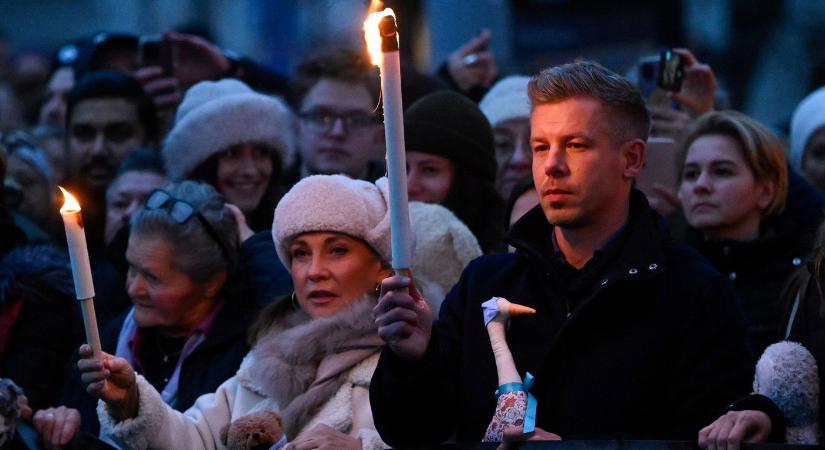 Magyar Péter bődületes karácsonyi vallomást tett a párjáról, te is meghökkensz majd, ilyen személyes dolgot eddig még nem mondott