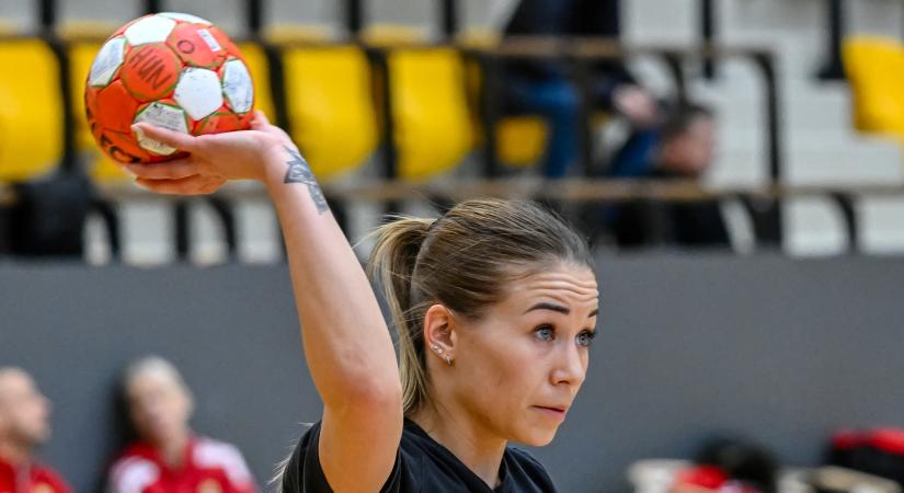 Megszülettek Győri-Lukács Viktória és Győri Mátyás ikrei: Zoé és Emma karácsonyra érkeztek, tündéri fotón a bejelentés