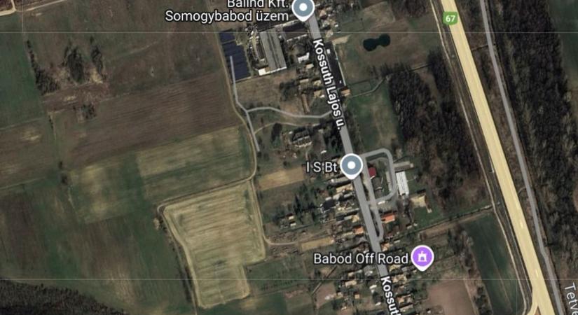 Ketten kórházba kerültek, egy ember meghalt - tragikus baleset a szomszéd vármegyében