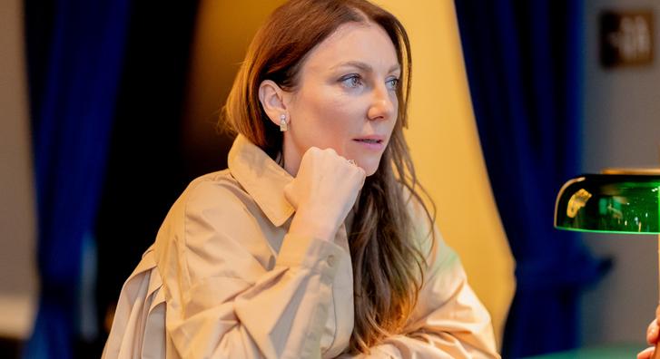 Rúzsa Magdi aranyos karácsonyi fotókat mutatott hármas ikreiről