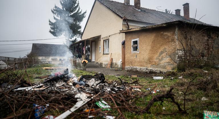 Dickens is írhatta volna ezt a karácsonyi történetet; újpesti panelből vitték az adományt Somsályra