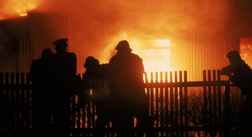 Lakhatatlanná vált a kigyulladt ház, öt ember otthona semmisült meg