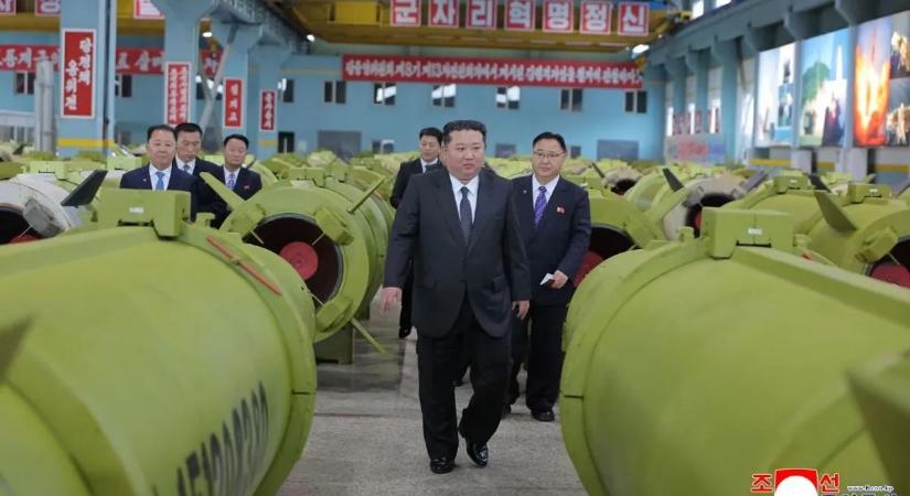 Észak-Korea felpörgeti a fegyvergyártást