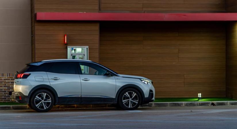 Saját autója végzett egy férfival egy nebraskai McDrive-ban