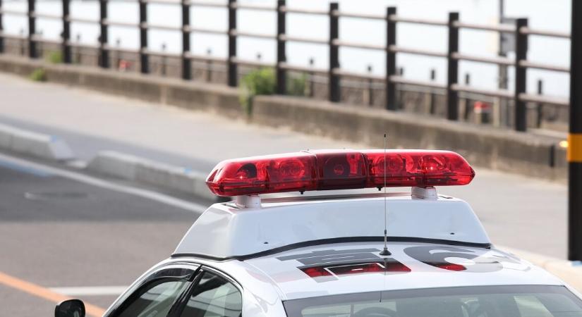 Késes- és vegyi támadásban 15 ember sérült meg Japánban