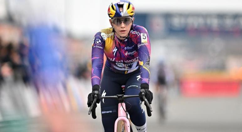 Lucinda Brand magabiztos gyzelme Gavere-ben, Vas Blanka taktikus versenyzssel negyedik