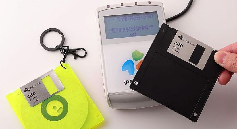 Floppylemez alakú fizetőkártyát kapnak a tömegközlekedéshez a tajvaniak