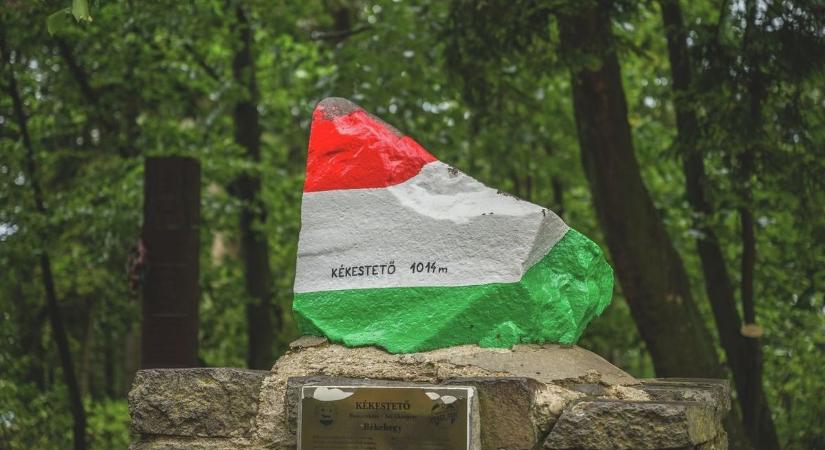 A Kékestető, ahogy még soha nem láttad! Lélegzetelállító fotót posztoltak a felhők felől