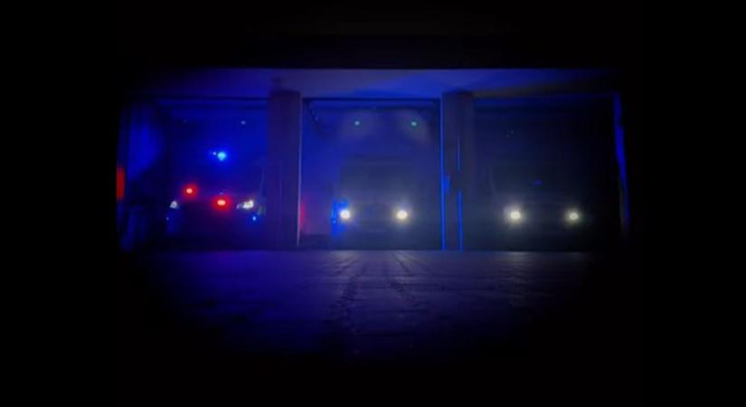 Látványos karácsonyi fényjátékkal üzent a Pápai Mentőállomás