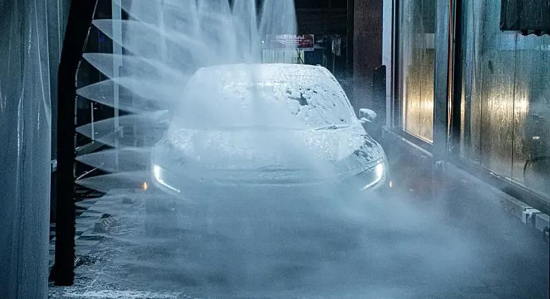 Így mosnak autót a magyarok: a gyorsaság mindent felülír