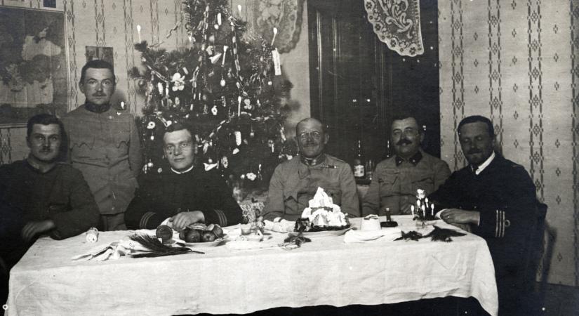 Karácsonyi nosztalgia: így ünnepeltek a családok régen - Galéria!