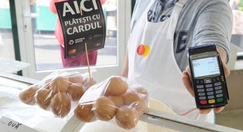 Több száz boltra és autójavító műhelyre került lakat