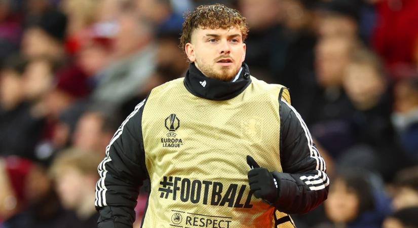 Két szék között a pad alá esett a Liverpool kölcsönjátékosa