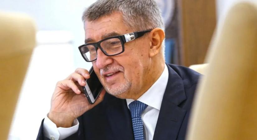Andrej Babiš Donald Trumppal telefonált: Ukrajnáról és a V4-ekről is tárgyaltak