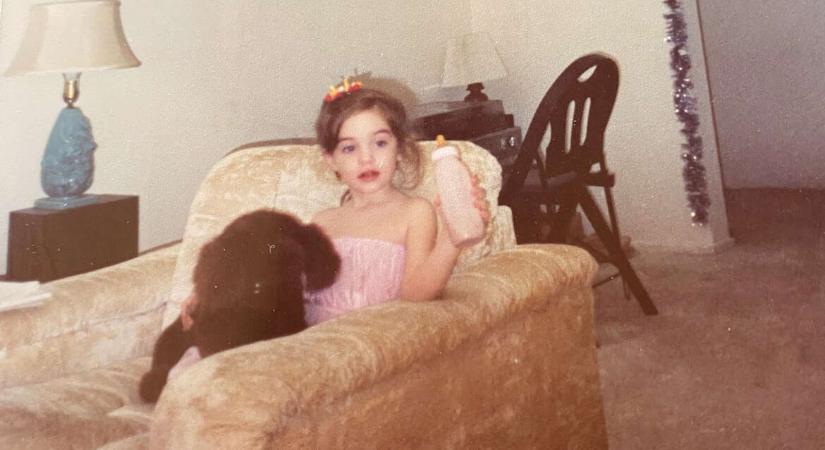 Szabó Anna Eszter: A harmincnégy éves plüss, amit apa meg sem akart venni