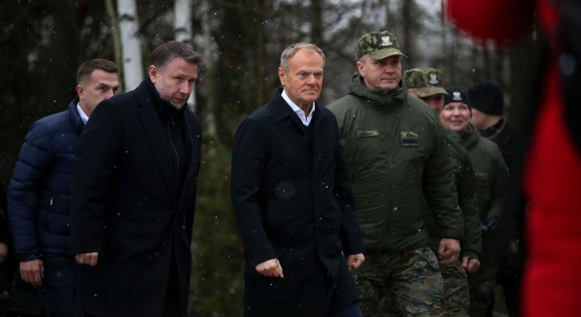 Kijöttek a sokkoló számok: a lengyelek sem hisznek Tuskék háborús riogatásának