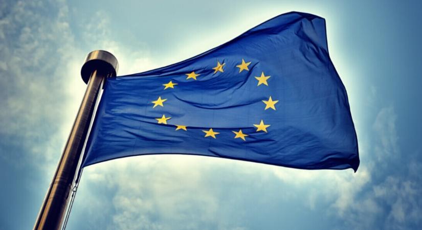 Az EU reagált az Egyesült Államok döntésére, miszerint szankciókat vet ki a volt EU-biztosra