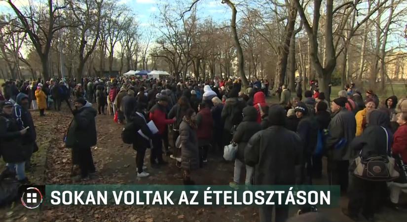 3000 ember állt sorba ételért