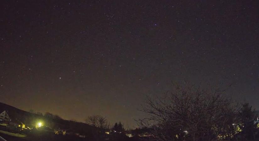 Különös fényjelenség tűnt fel Egerszólát felett