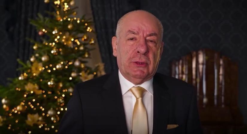 Krasznahorkai, Kapu Tibor, orvosok, tanárok, rendőrök - Sulyok Tamás az összetartozásról beszélt karácsony alkalmával