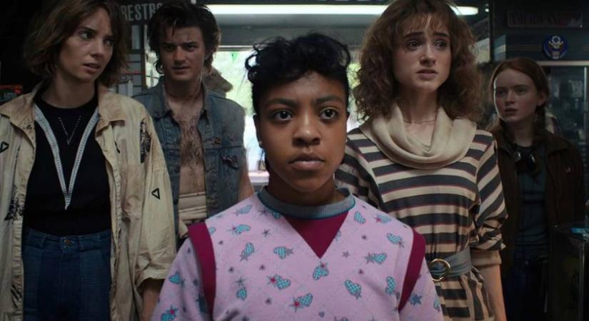 A Stranger Things nagyszájú Ericájára rá se ismernél: ilyen bombanő a való életben a 19 éves színésznő