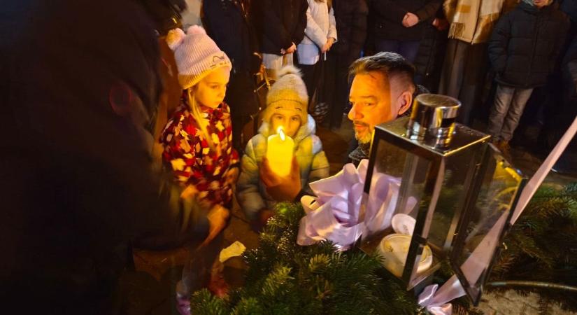 A szeretet hangosabb, mint a hiány, falukarácsony támogatta az árván maradt kislányokat