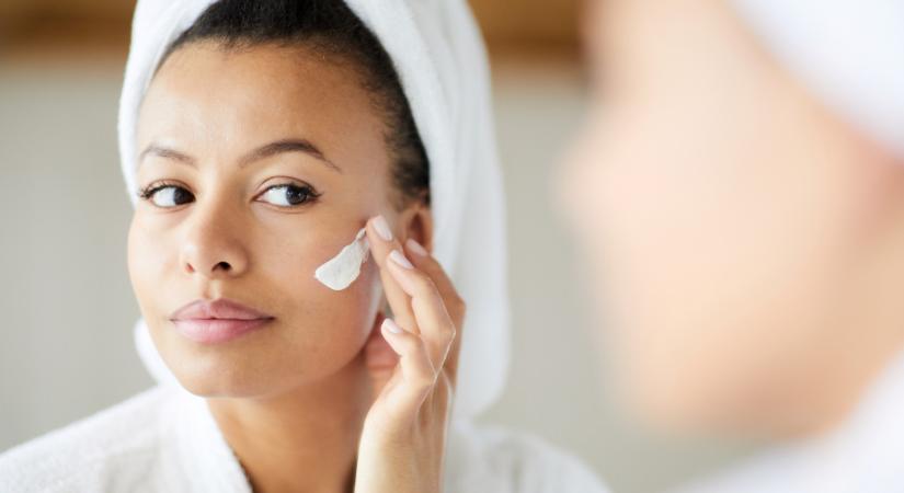 Hiába a drága krém – ha ezeket együtt használod, tönkreteszed a bőröd