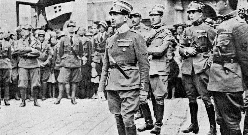 Hadat üzent hazájának az olasz botrányhős