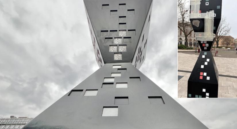 Máris javításra szorult a Blahán felállított, teljesen haszontalan randioszlop - pedig 15 millió forintba került