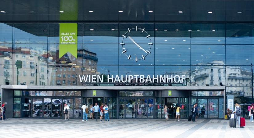 Megpofozott egy rendőrt egy magyar nő Bécsben