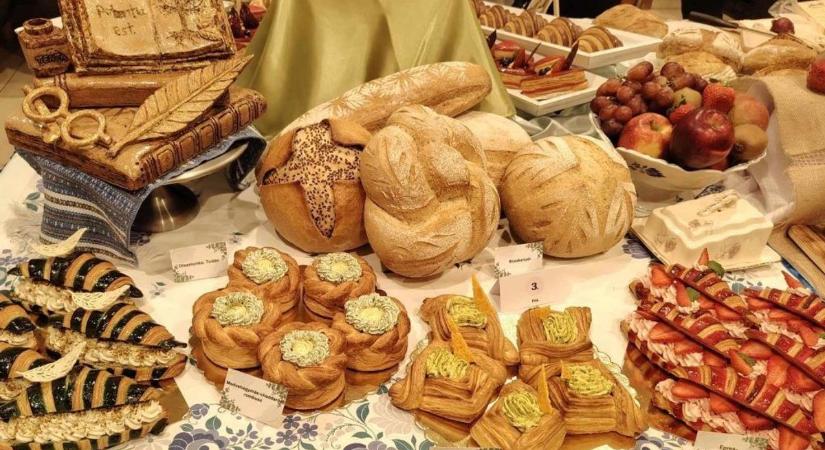 A Szolnok Megyei Sütőipari Vállalat beköltözik a Verseghy könyvtárba