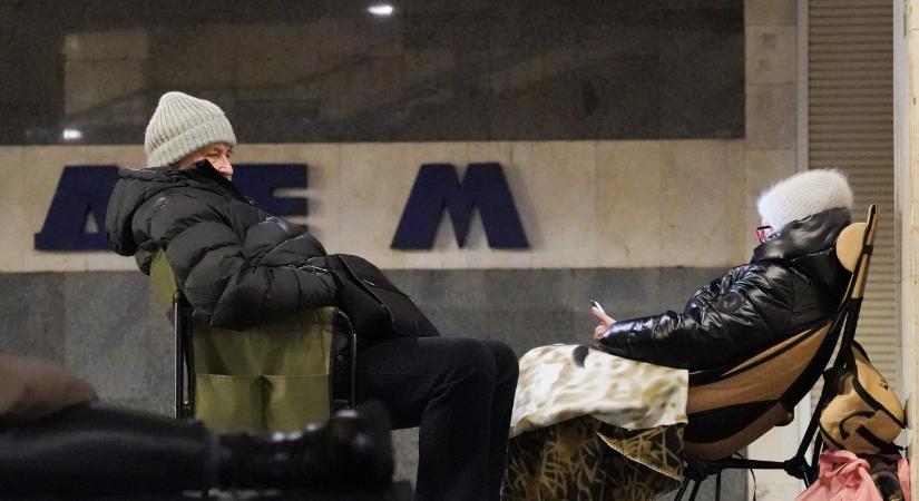 Zelenszkij kész népszavazásra vinni a saját, húszpontos béketervét