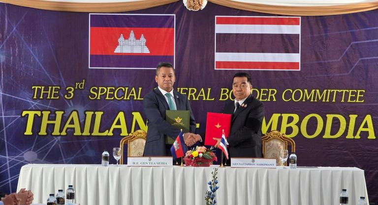 Tűzszüneti megállapodást kötött Thaiföld és Kambodzsa