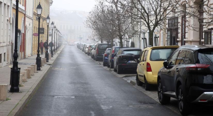 Rákapcsol hétvégétől a tél: köd, fagy, viharos szél