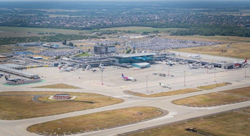 Autóbusz ütközött frontálisan személyautóval Budapesten – korlátozzák a forgalmat a Ferihegyi repülőtér felé